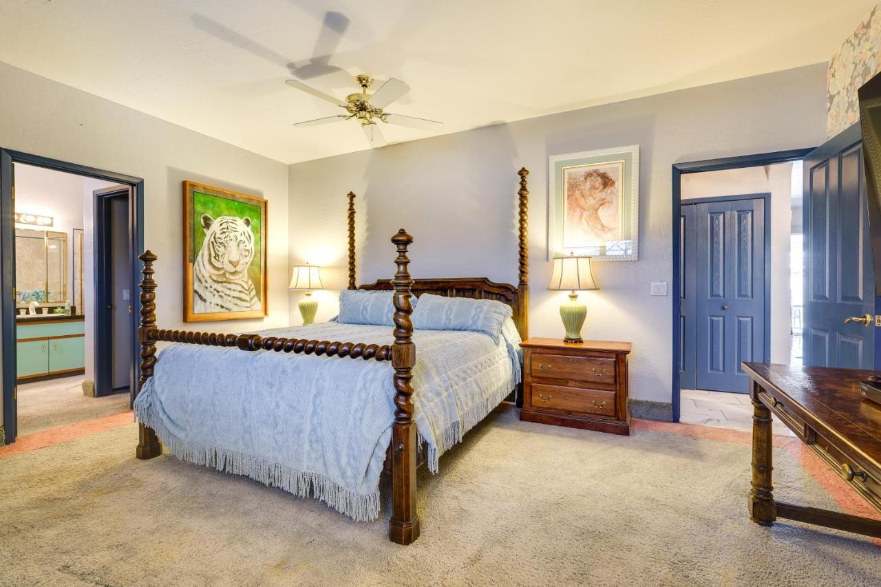 Holiday home Havasu With Rooftop Deck About 1 Mi To Beach! Lake Havasu City