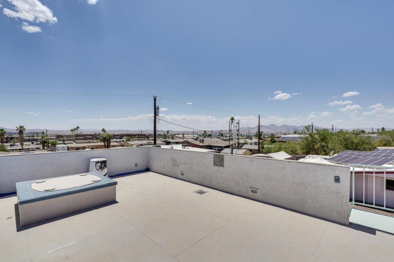 Havasu With Rooftop Deck About 1 Mi To Beach! Holiday home *