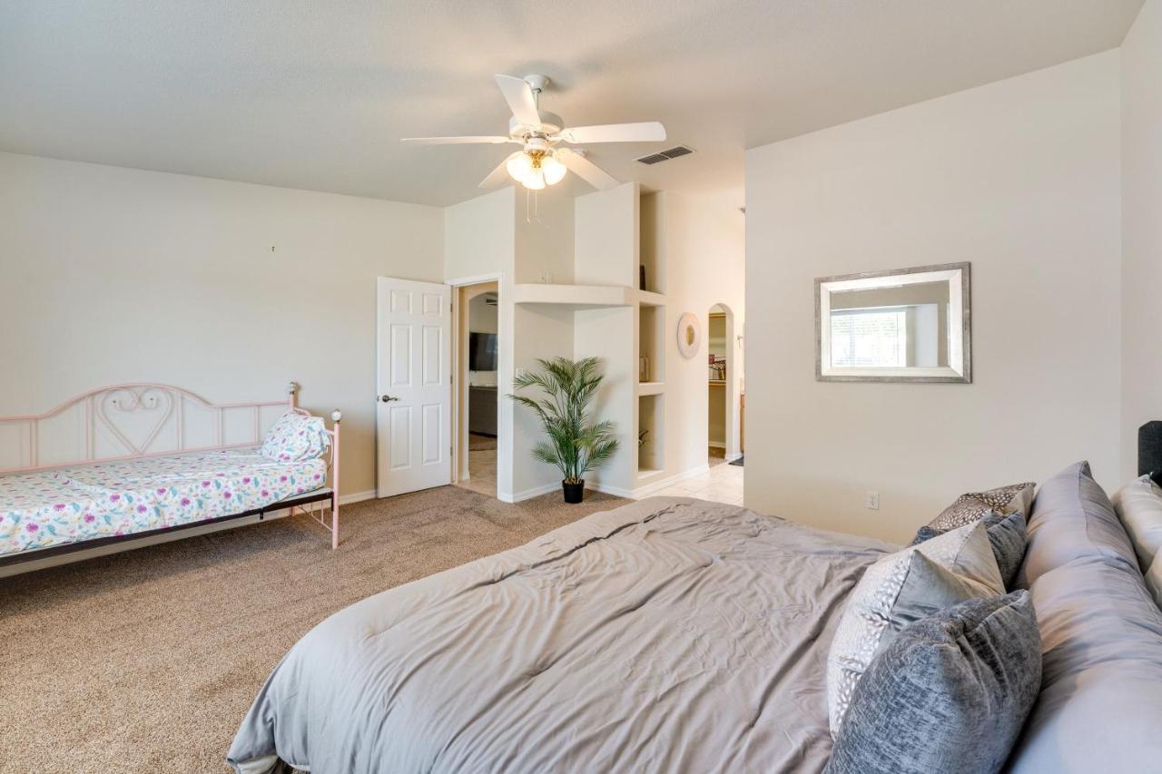 Havasu With Pool - 4 Mi To Beach! Holiday home
