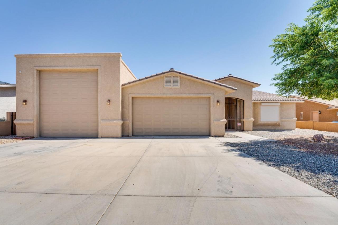 Havasu With Pool - 4 Mi To Beach! Holiday home