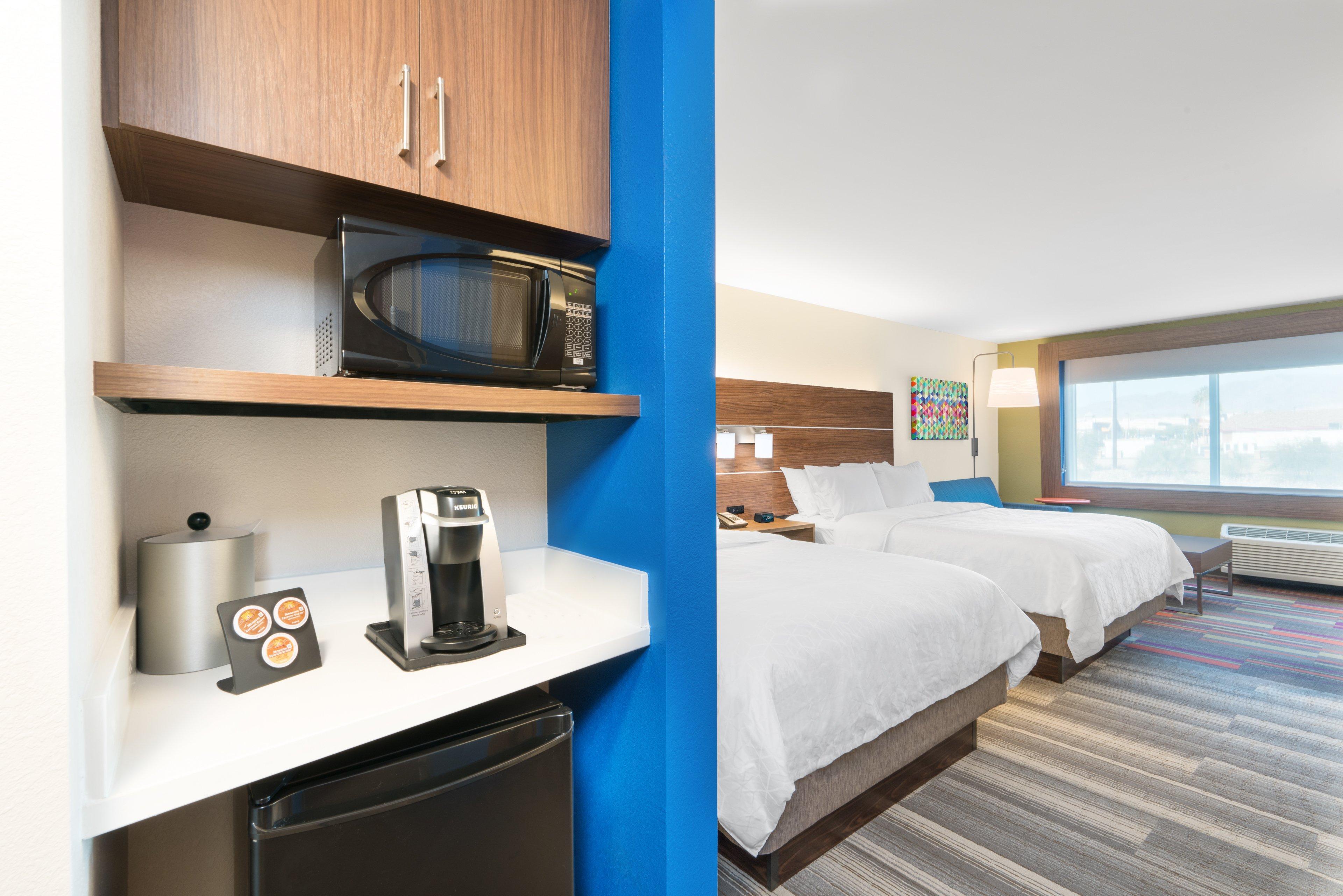 Express & Havasu - London Bridge By Ihg 3*