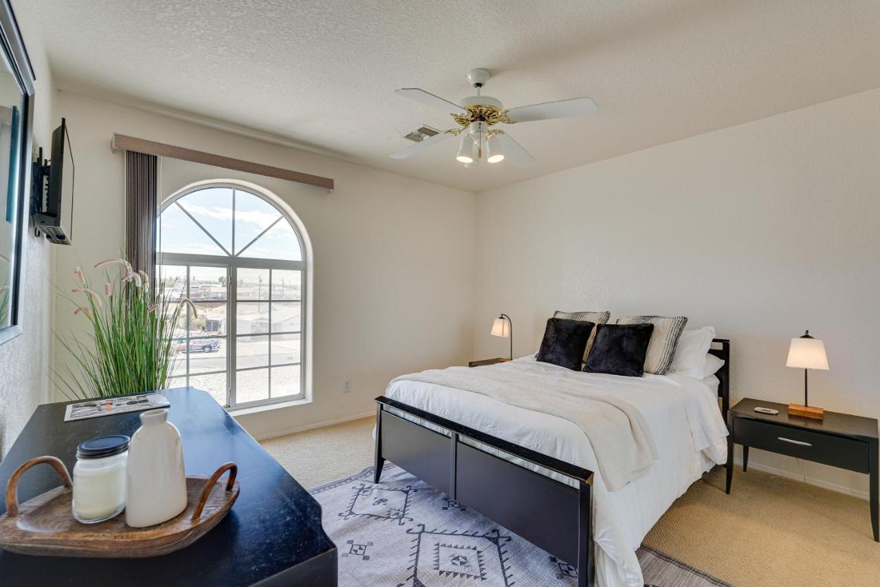 Havasu With Private Pool And Views! Holiday home