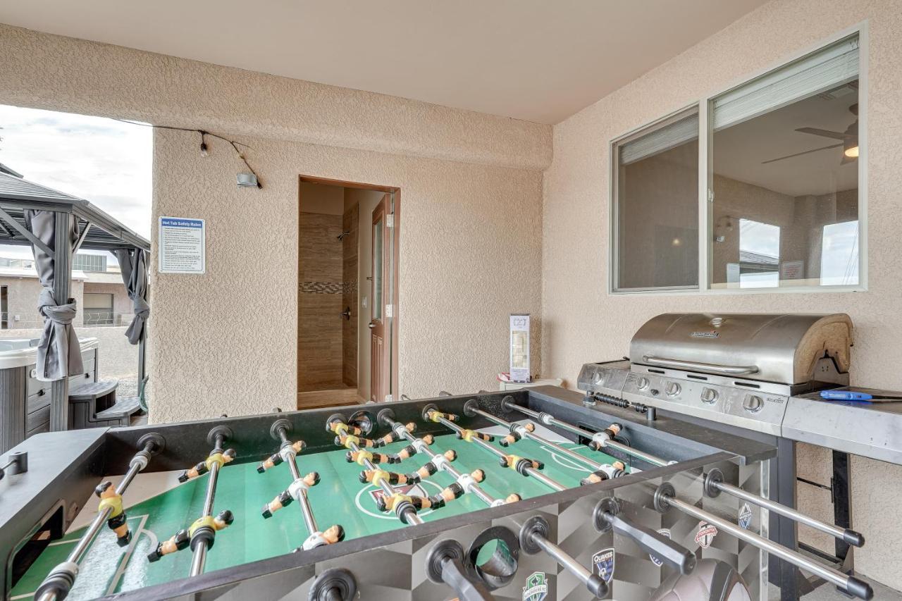 Holiday home Havasu With Hot Tub And Foosball Table!