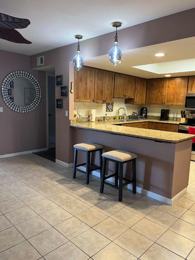Lodestar Livin! 4-bedroom, Pool, Views! * Lake Havasu City