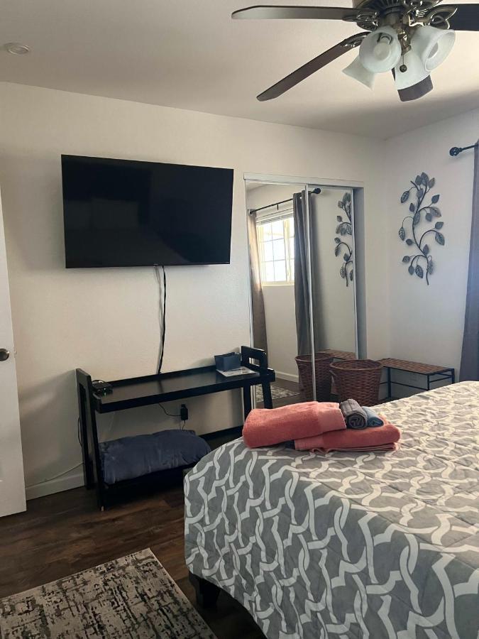 Lodestar Livin! 4-bedroom, Pool, Views! * Lake Havasu City