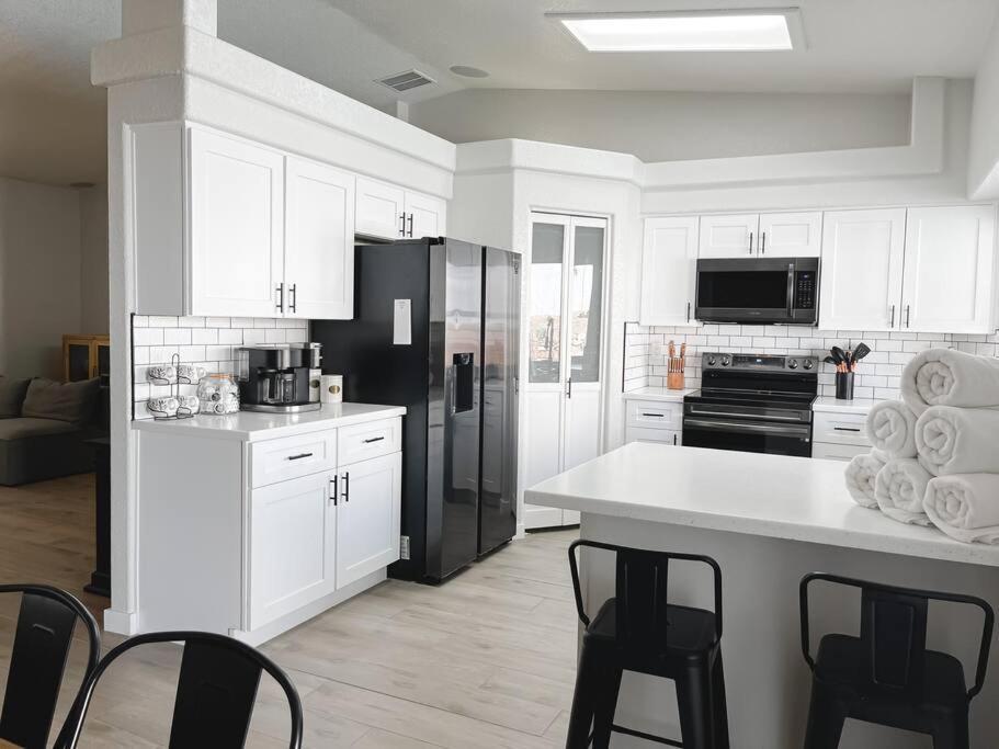 Boho House - Pool, Spa, Boat Parking, Apartment Lake Havasu City