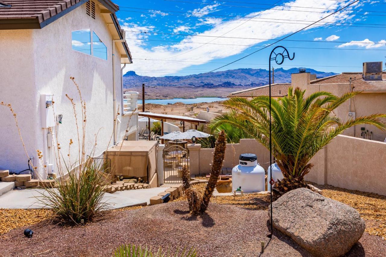 Lakeview Minute From New Launch With Pool And * Lake Havasu City
