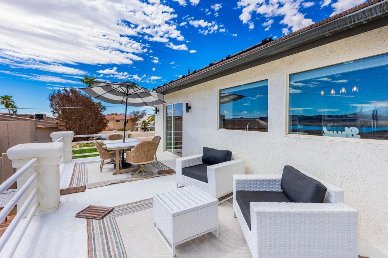 Lakeview Minute From New Launch With Pool And