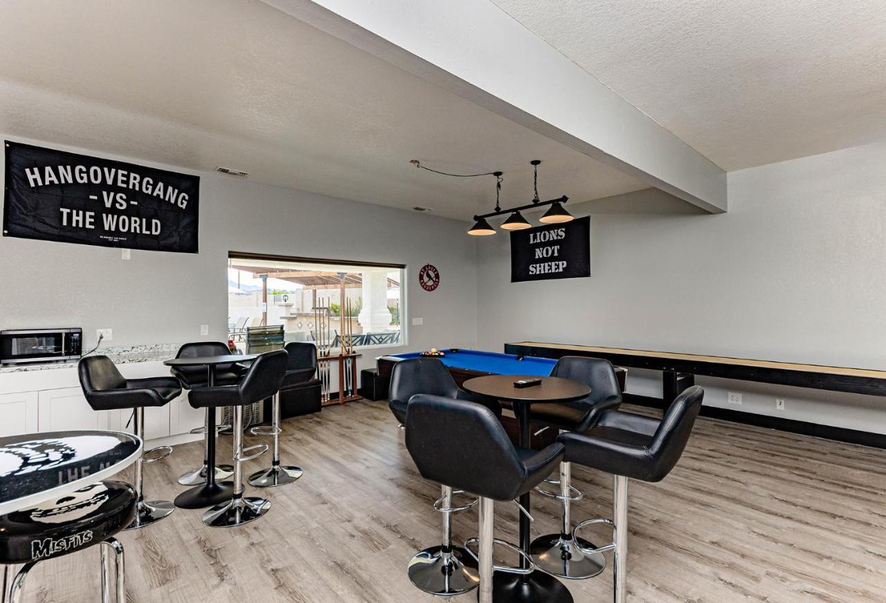 Apartment Lakeview Minute From New Launch With Pool And