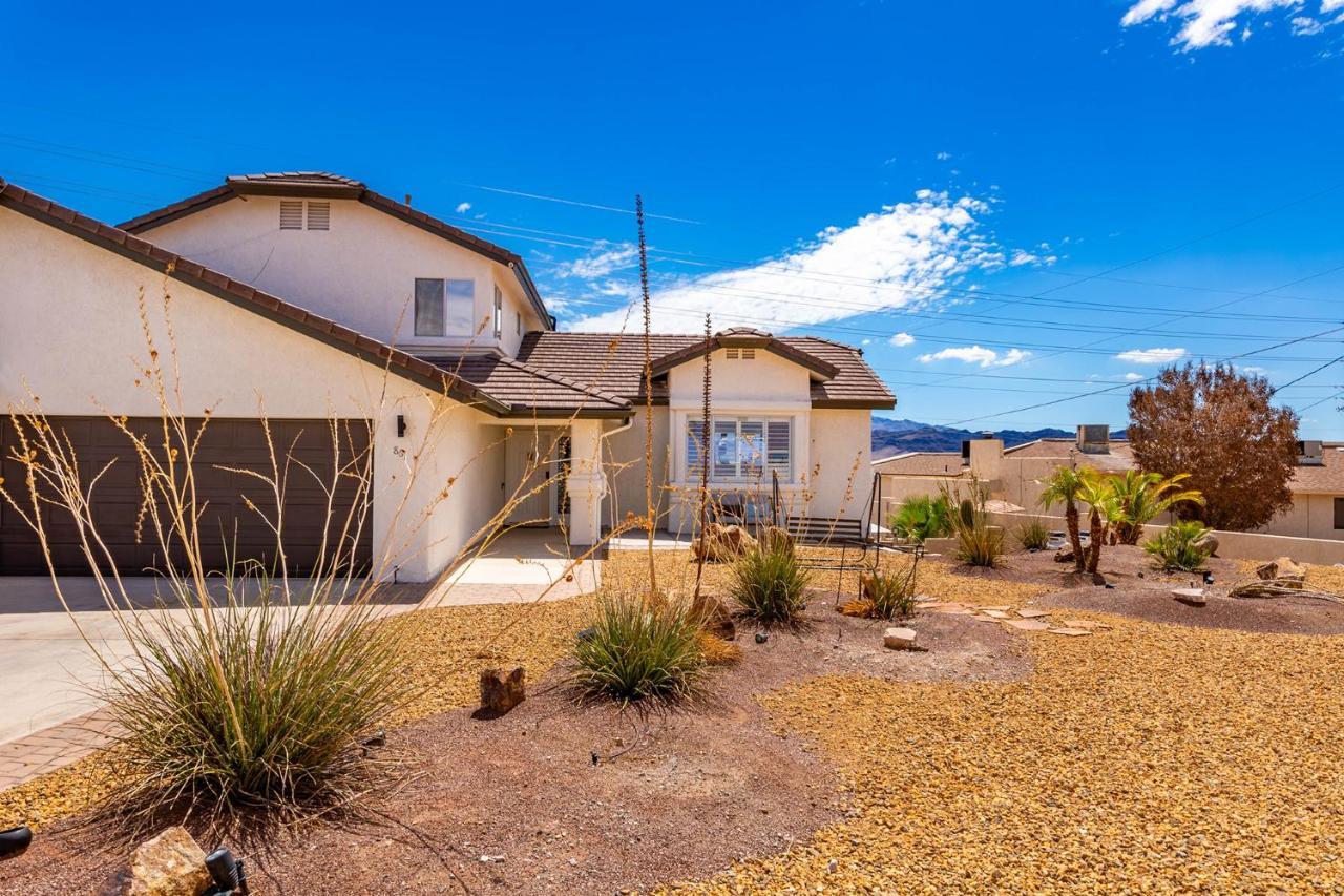 Lakeview Minute From New Launch With Pool And * Lake Havasu City