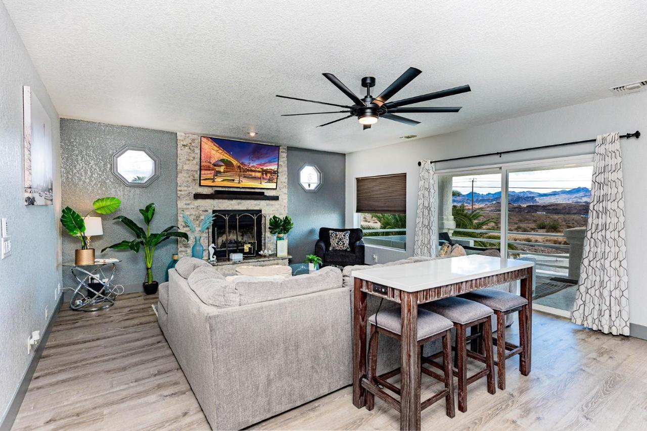 Lakeview Minute From New Launch With Pool And Apartment *