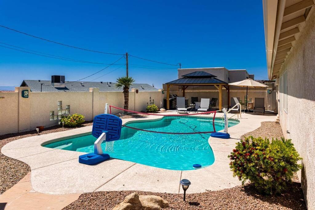 Sunset Paradise . Pool . Bbq . Smart Tv . Sleeps10 Apartment