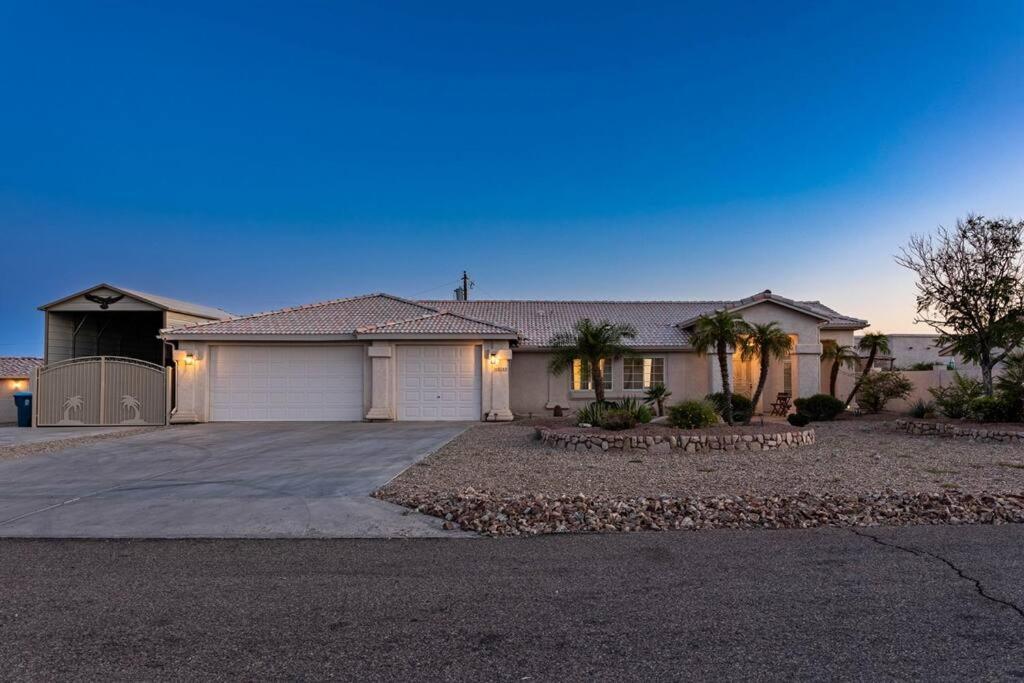 Apartment Sunset Paradise . Pool . Bbq . Smart Tv . Sleeps10 Lake Havasu City