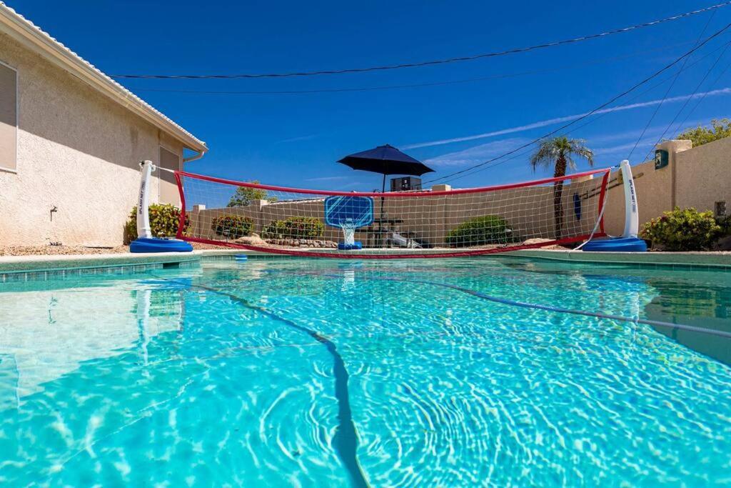 Sunset Paradise . Pool . Bbq . Smart Tv . Sleeps10 Lake Havasu City