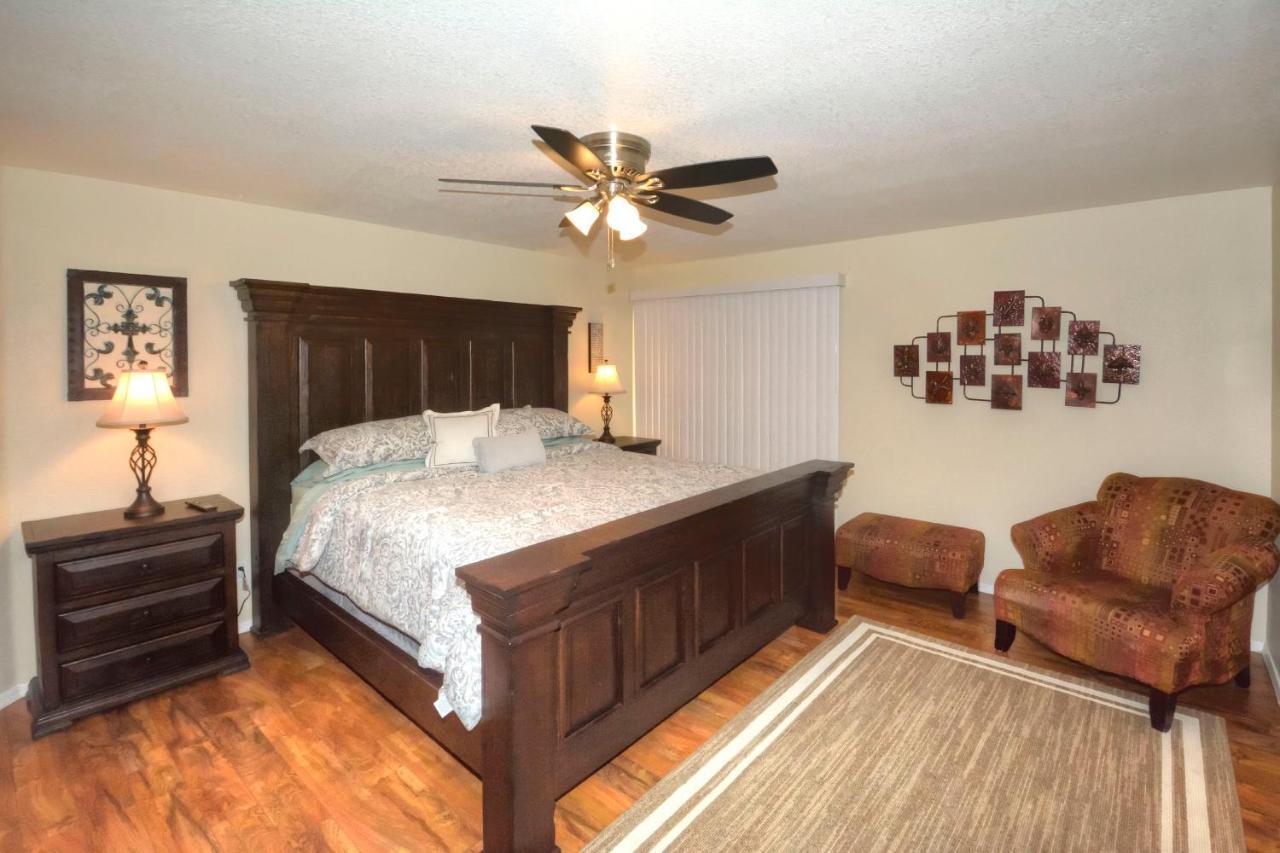 Trendy Southside Beauty With Rv Access Holiday home