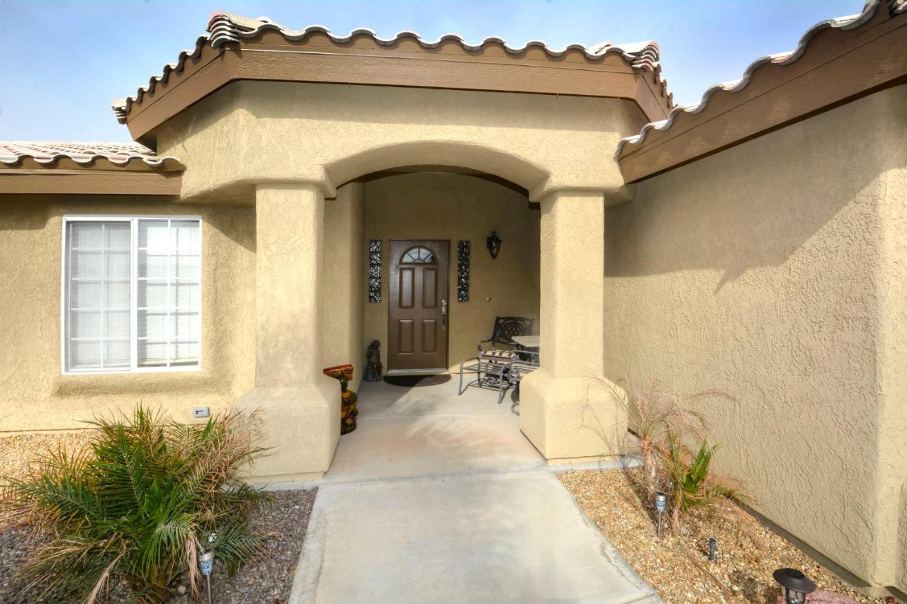Trendy Southside Beauty With Rv Access Holiday home Lake Havasu City
