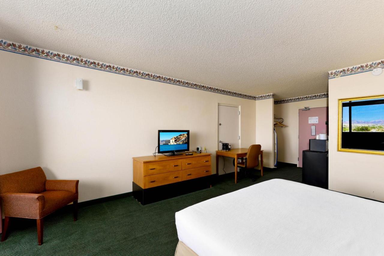 6 Havasu Az Hotel 2*