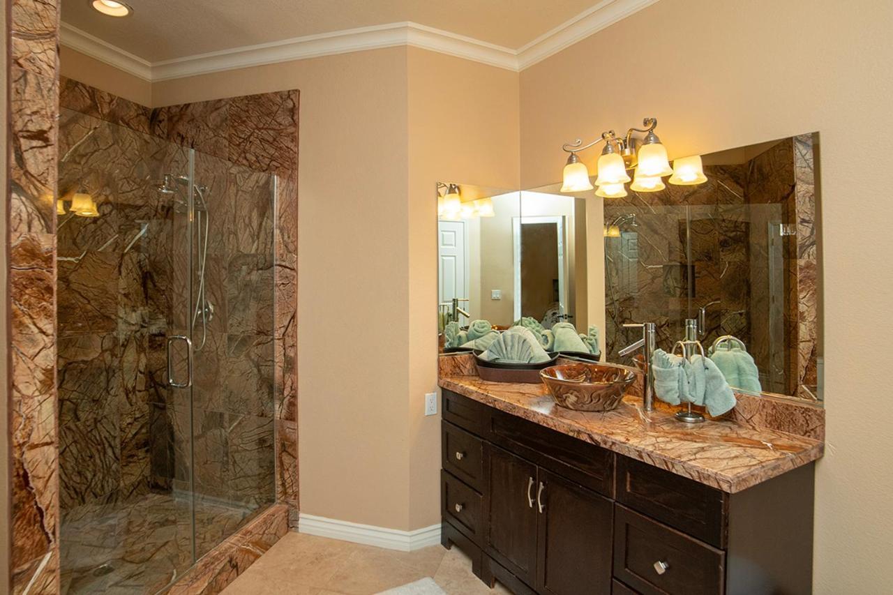 Holiday home Golf Course Luxury Retreat On Hogan Lake Havasu City