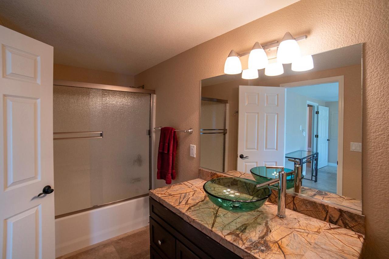 Holiday home Golf Course Luxury Retreat On Hogan *