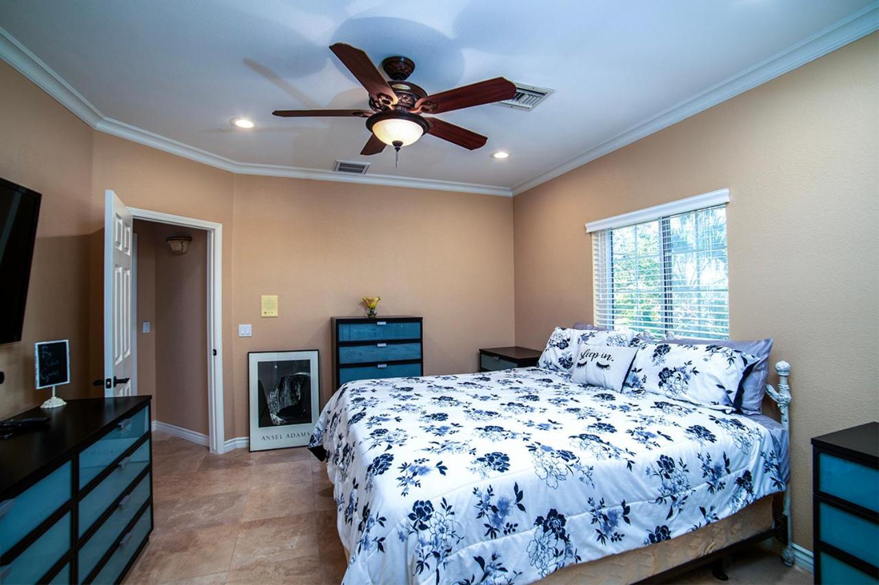Golf Course Luxury Retreat On Hogan *