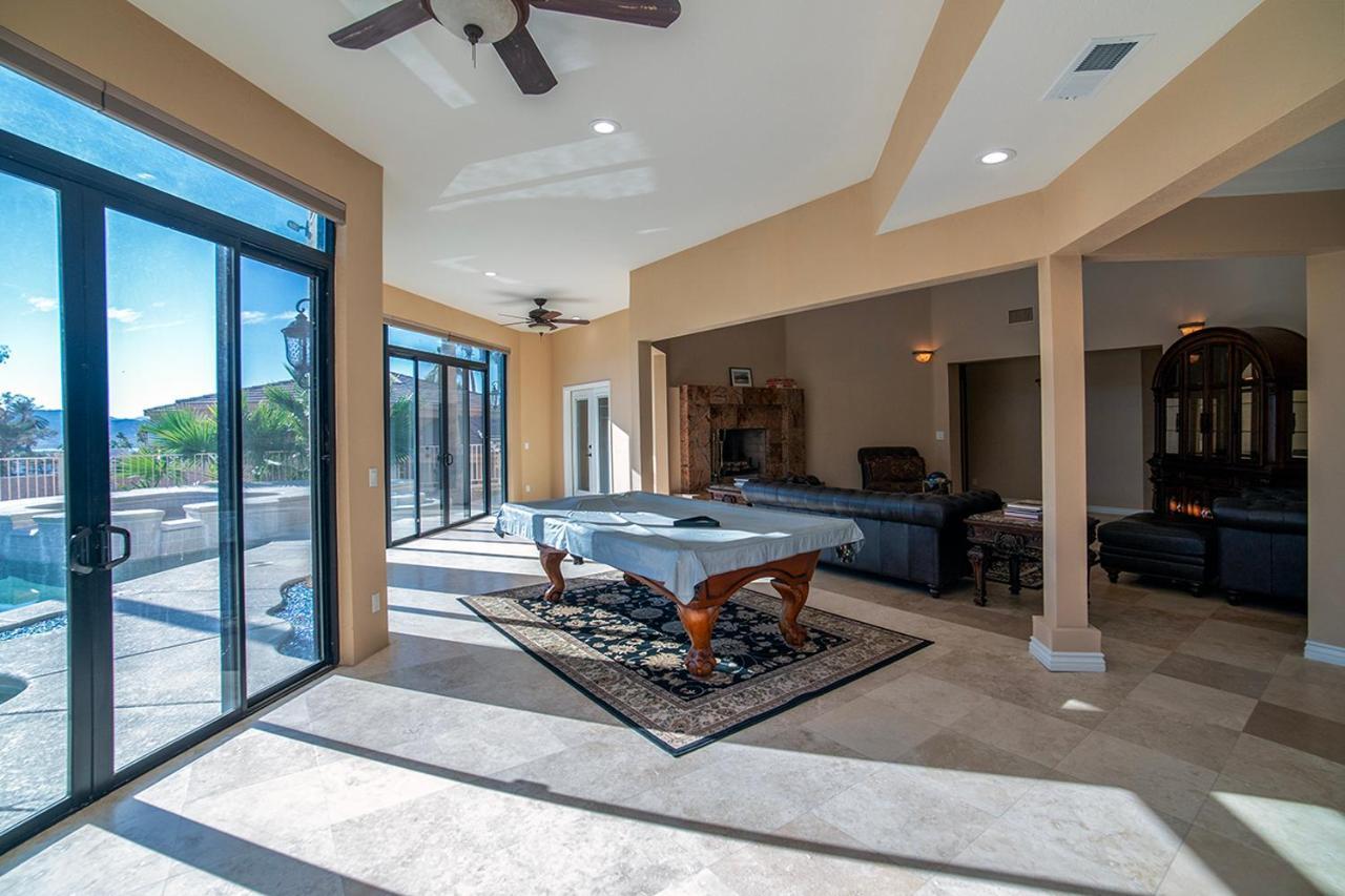 Golf Course Luxury Retreat On Hogan Lake Havasu City