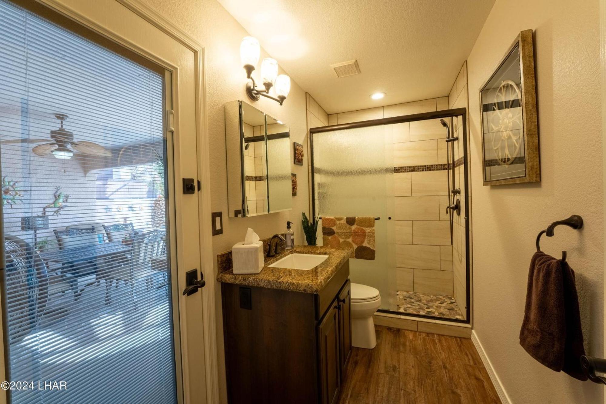 Luxe Havasu 6-bedroom Retreat! Pool, Hot Tub, Views! *