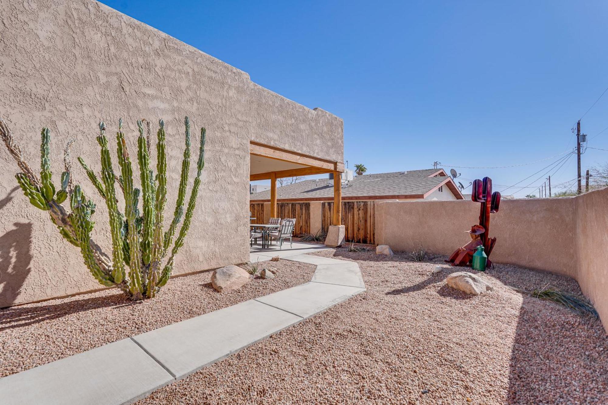 Havasu Duplex About 1 Mi To London Bridge! Apartment
