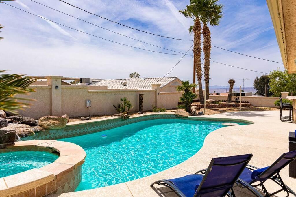 Holiday home Havamemorable Pool Firepit Views! *