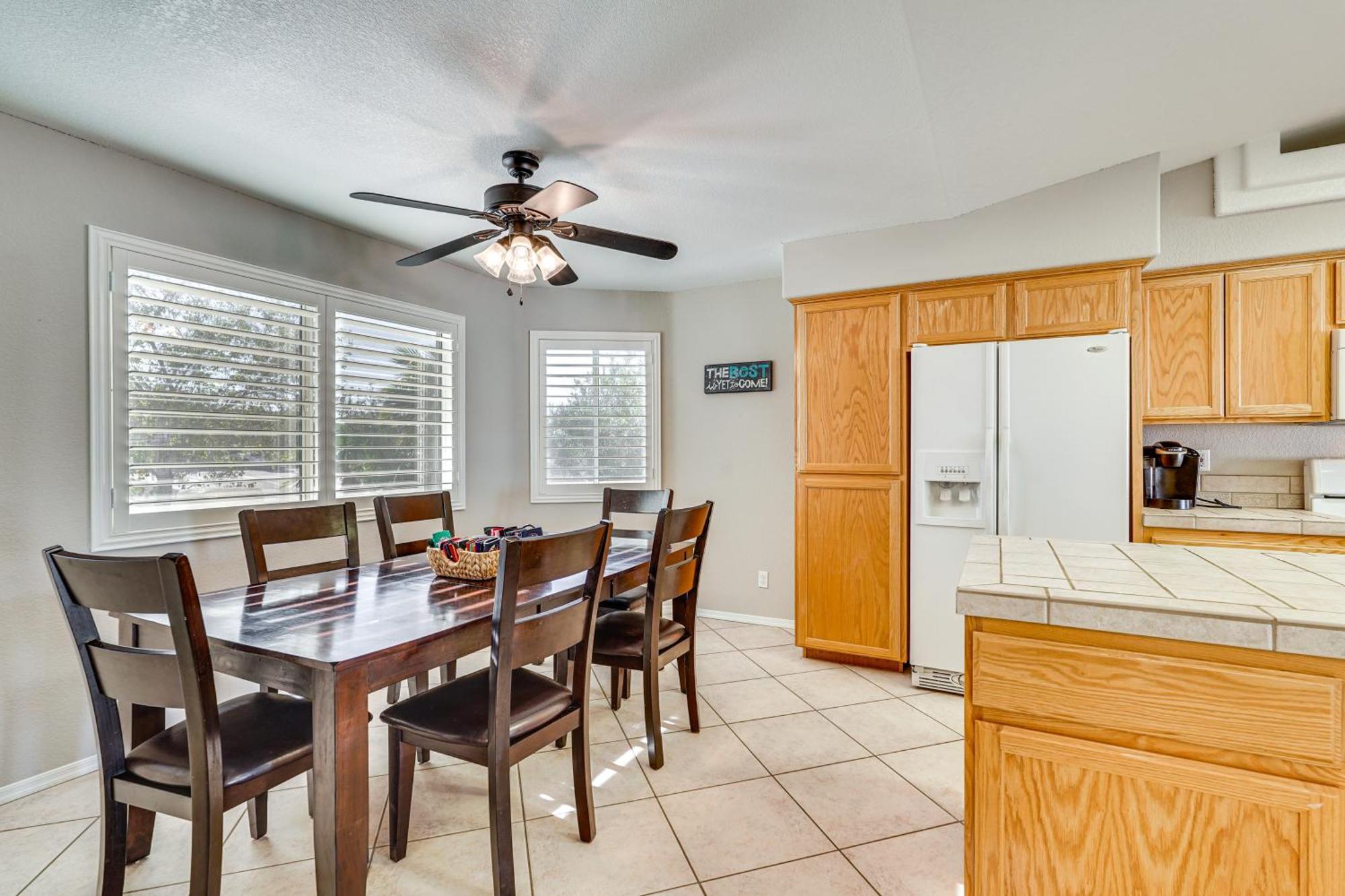 Inviting With View 2 Mi To Havasu! Holiday home *