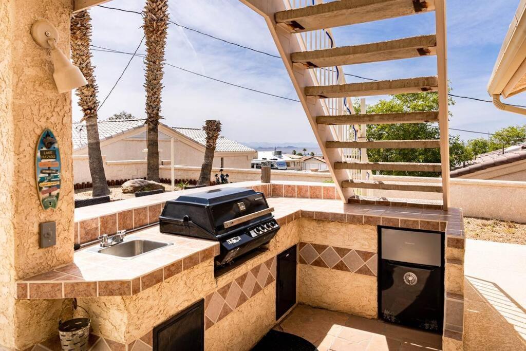 Havamemorable Pool Firepit Views! Holiday home Lake Havasu City