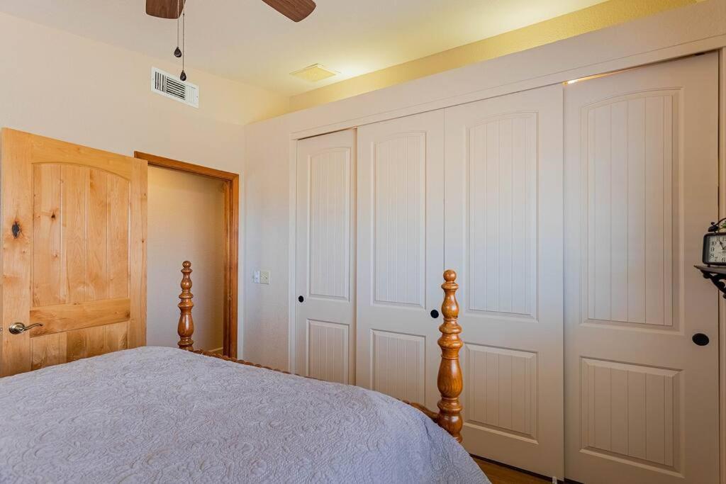 Holiday home Havalake Heatable Pool Largest Driveway Lake Havasu City