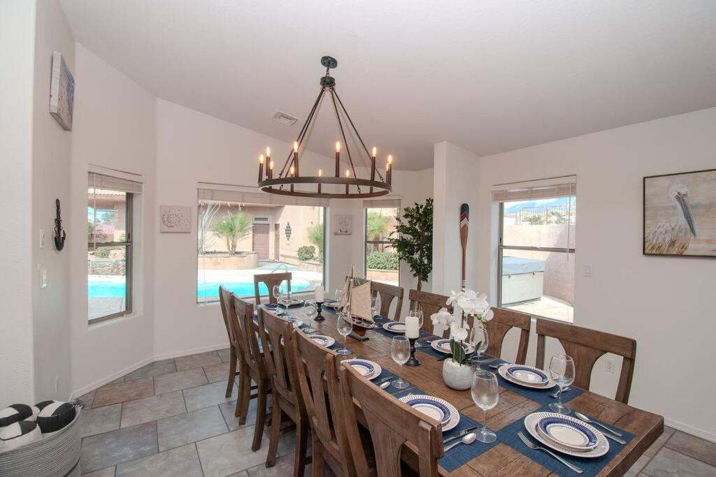 Anchor House - Pool Game Sleeps 22 Holiday home Lake Havasu City