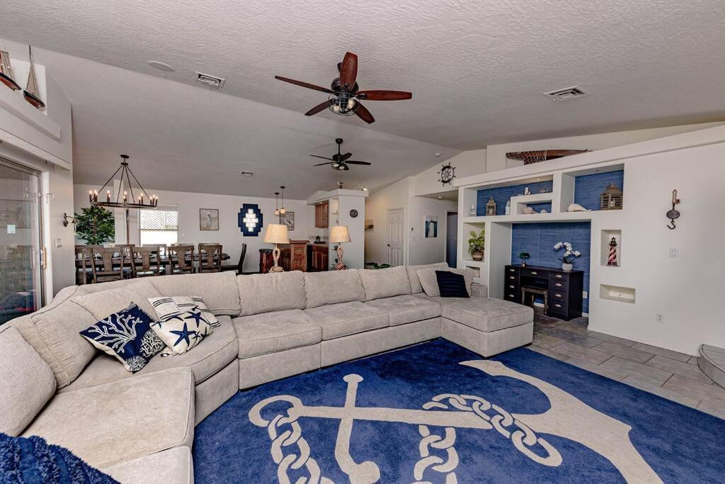 Holiday home Anchor House - Pool Game Sleeps 22 *