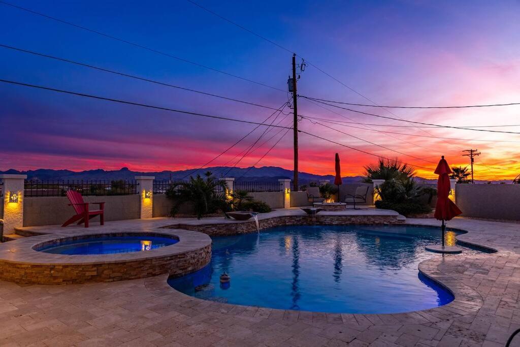 Holiday home New Luxury Pool Game Views Lake Havasu City