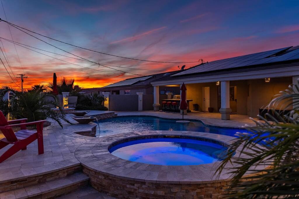 Holiday home New Luxury Pool Game Views