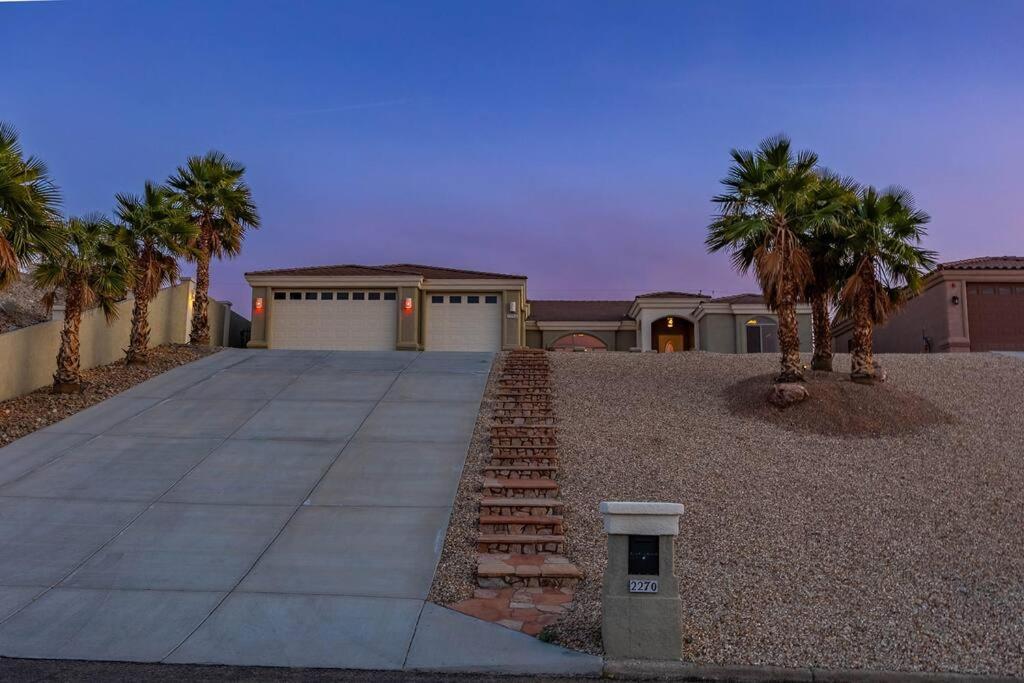 New Luxury Pool Game Views Lake Havasu City