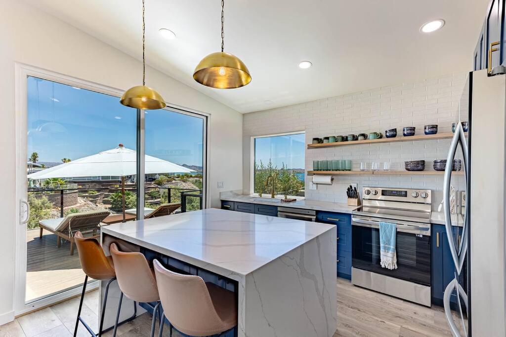 Holiday home Lakeside Luxury - Sams Beachcomber Access Lake Havasu City
