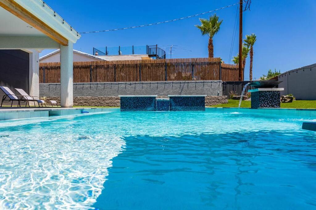 Daze Pool Games *