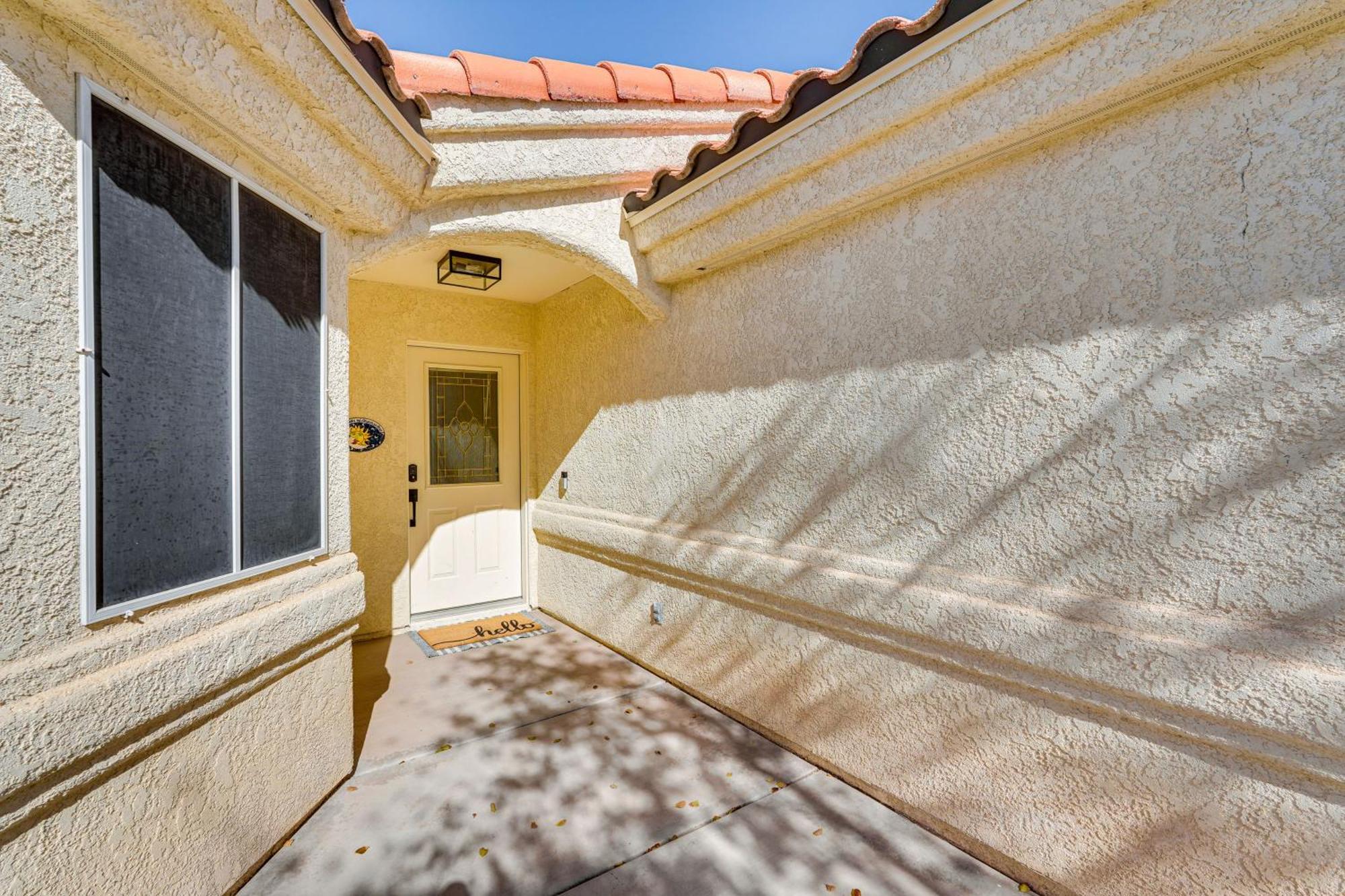 Holiday home Inviting With View 2 Mi To Havasu!