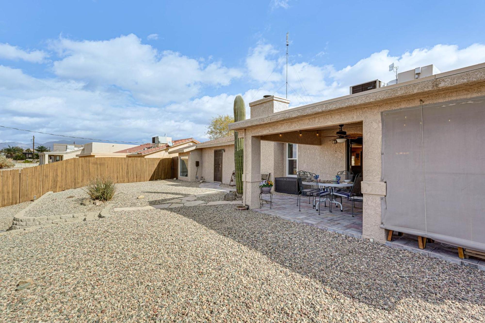 Havasu With Covered Patio, Grill And Views! Holiday home *