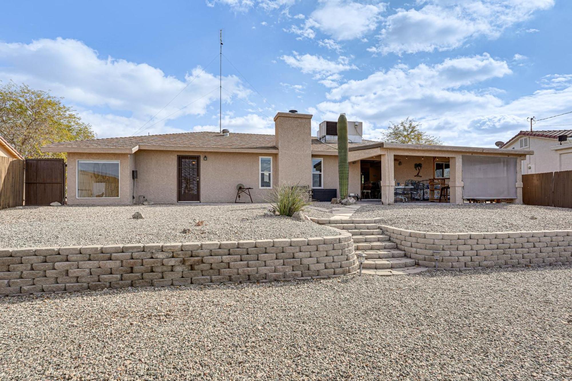 Holiday home Havasu With Covered Patio, Grill And Views!