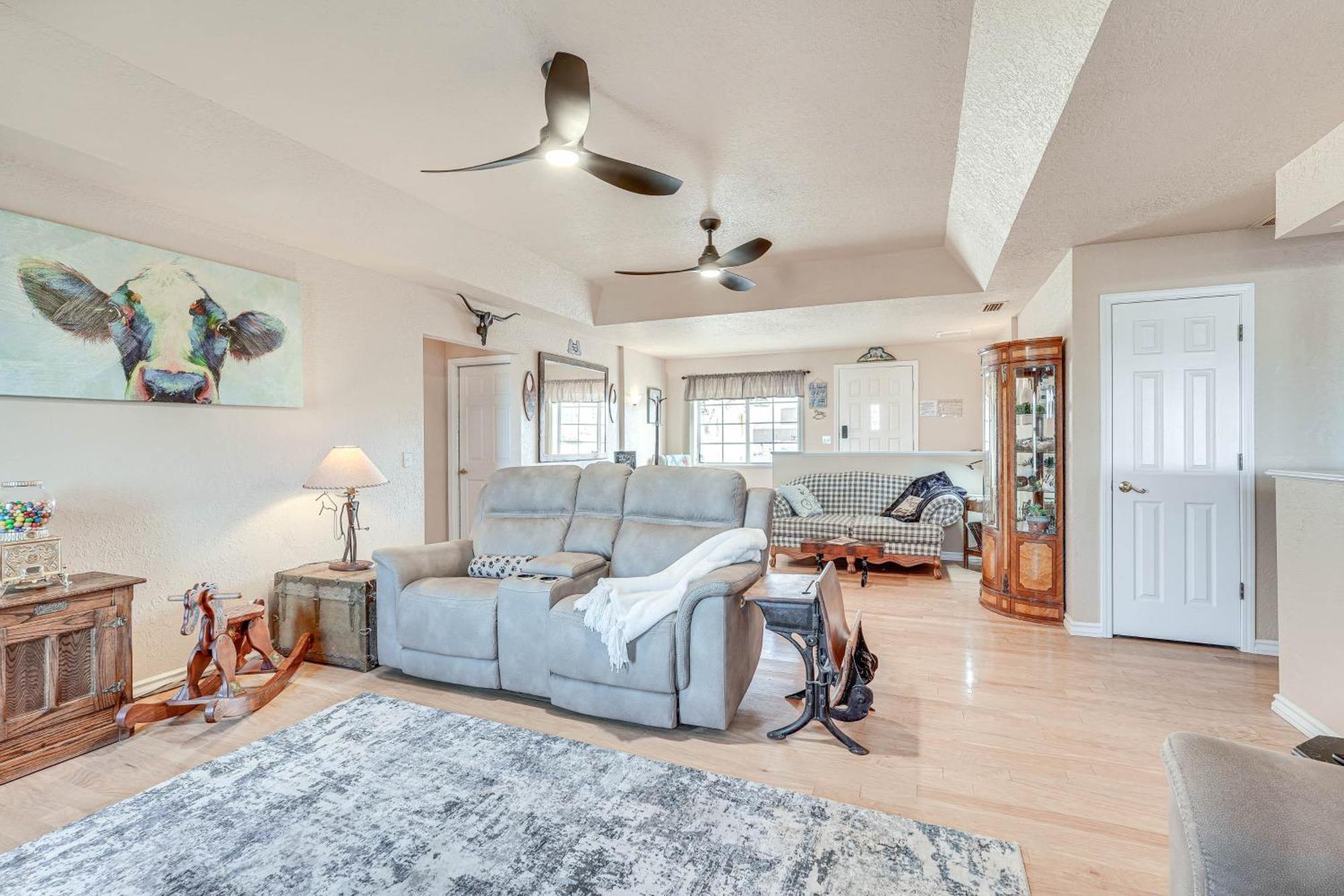 Havasu With Covered Patio, Grill And Views! Holiday home