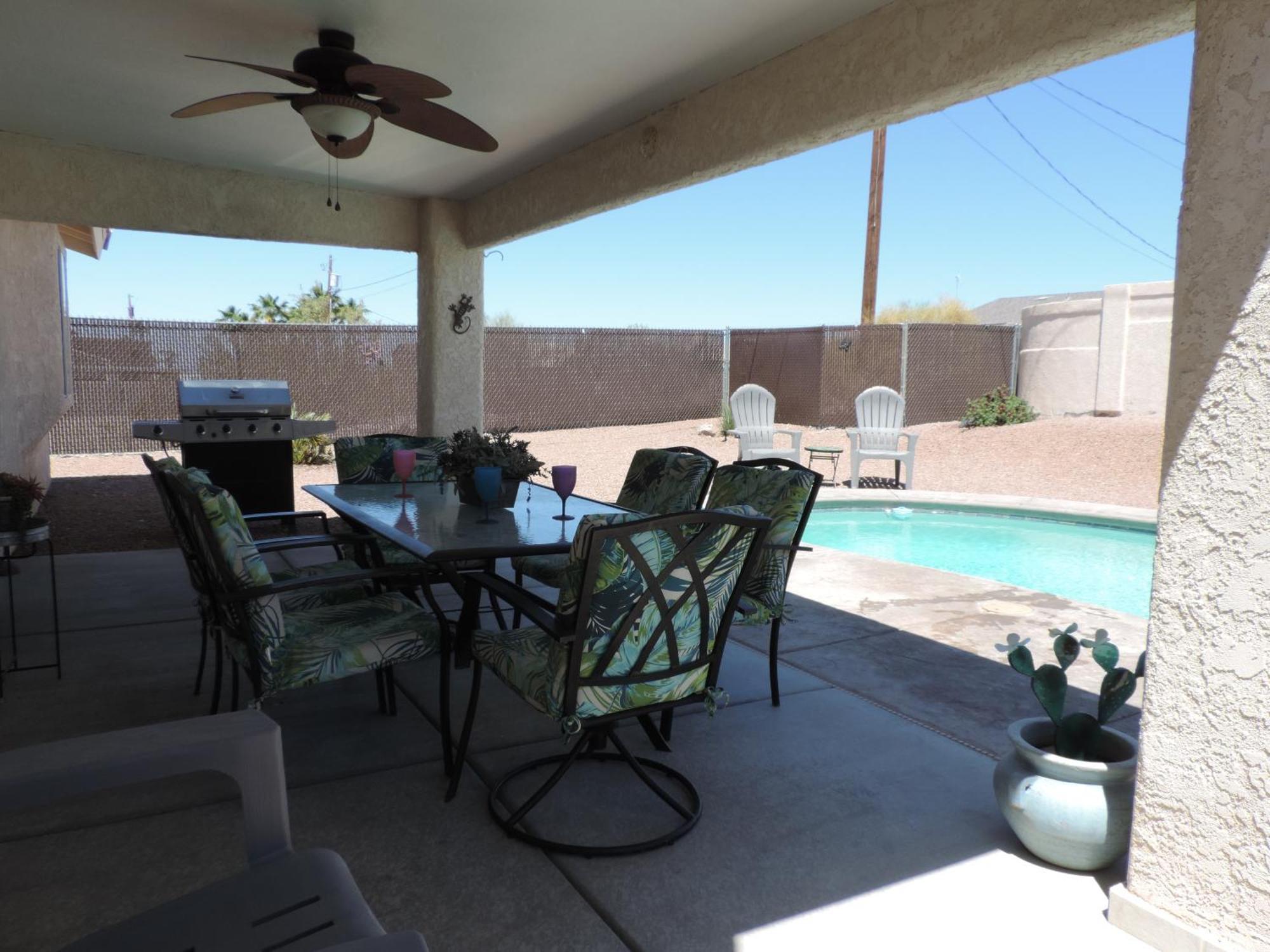 Carlsbad Cutie - Sparkling Pool Holiday home