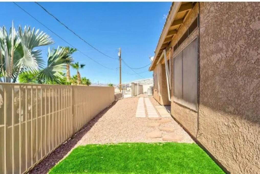 Holiday home Tranquil Desert Oasis W/ Heatable Pool &
