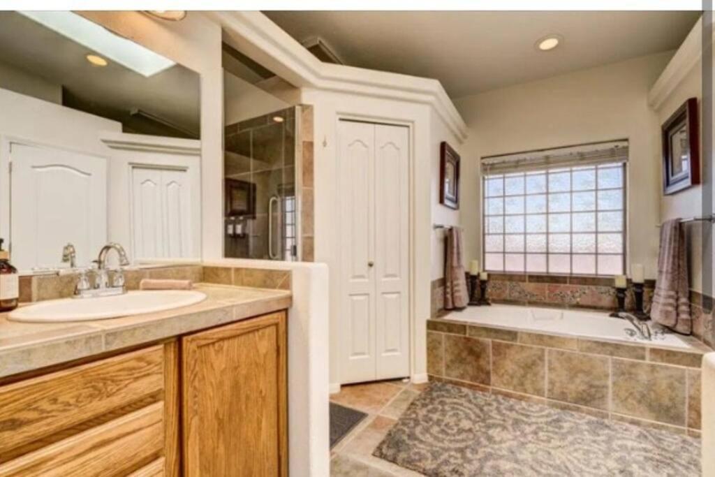 Holiday home Tranquil Desert Oasis W/ Heatable Pool &