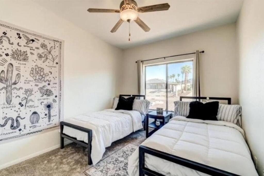 Tranquil Desert Oasis W/ Heatable Pool & Lake Havasu City