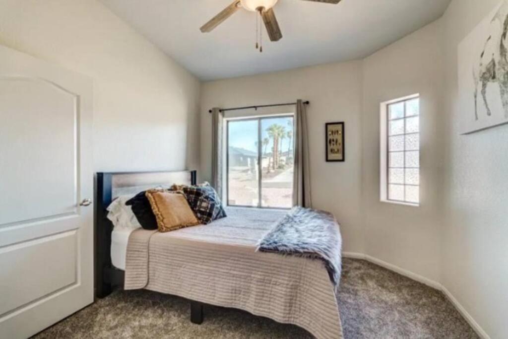 Holiday home Tranquil Desert Oasis W/ Heatable Pool & *