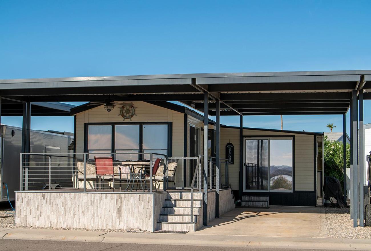 Paradise Pointe On The Island Boat Dock And View! Holiday home