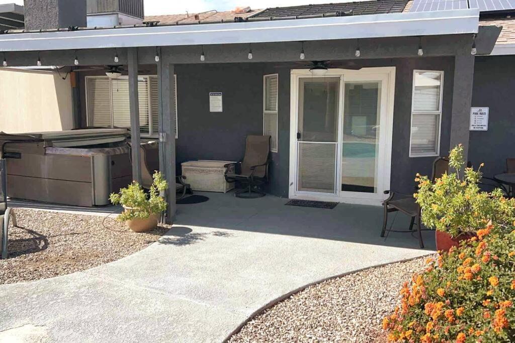 Spacious Getaway! Pool, Spa, Sleeps 9