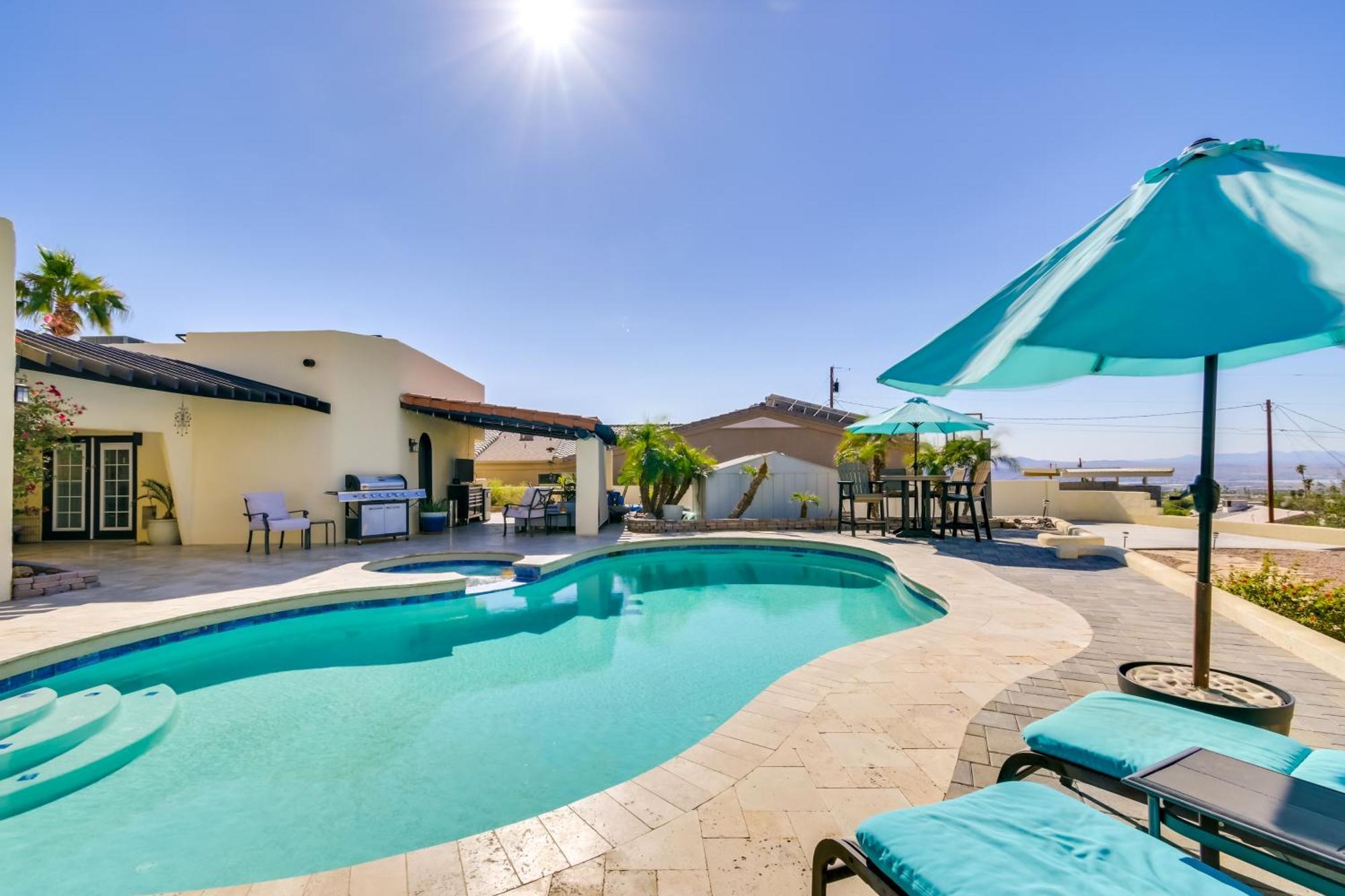 Bright With Pool And - 5 Mi To Havasu Holiday home